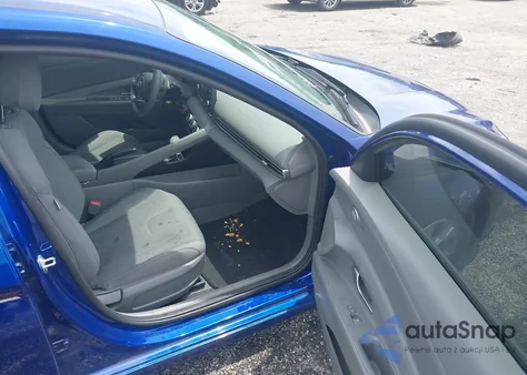 2021 Hyundai Elantra Se z USA, uszkodzony, nr VIN 5NPLL4AG7MH030001